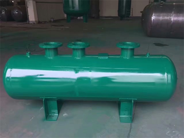 图木舒克图木舒克图木舒克蒸汽分气缸